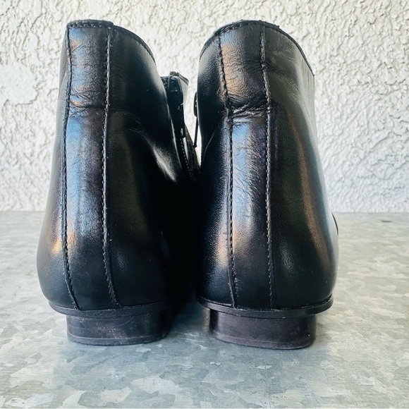 VTG Anthropologie Giraudon 
Leather 38 Pointed Strappy Flat - Picture 2 of 7